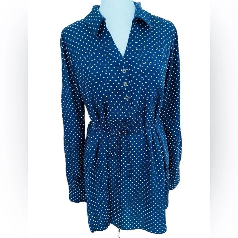 Motherhood Maternity navy/white dot tie waist tunic size M.